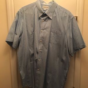 Short sleeve button up